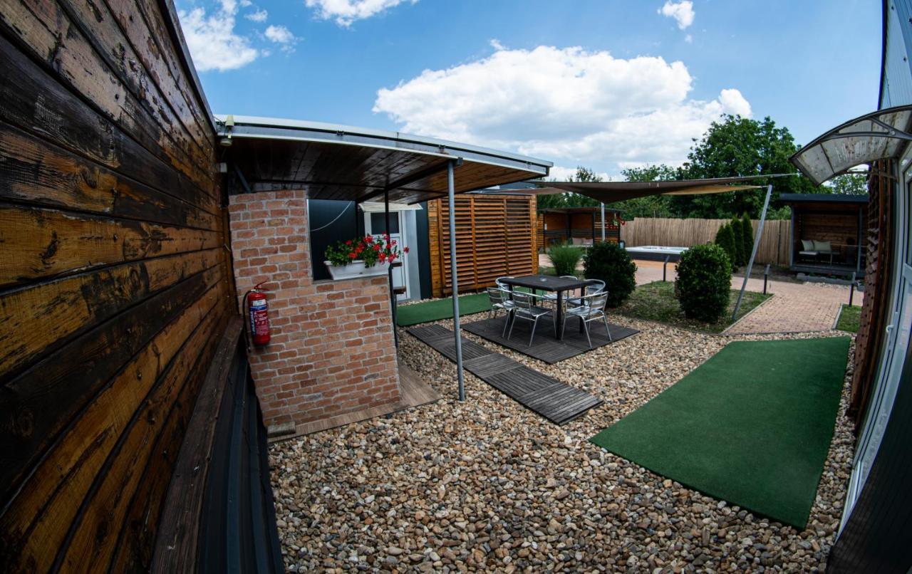 Püspökladány Green Corner Wellness מראה חיצוני תמונה