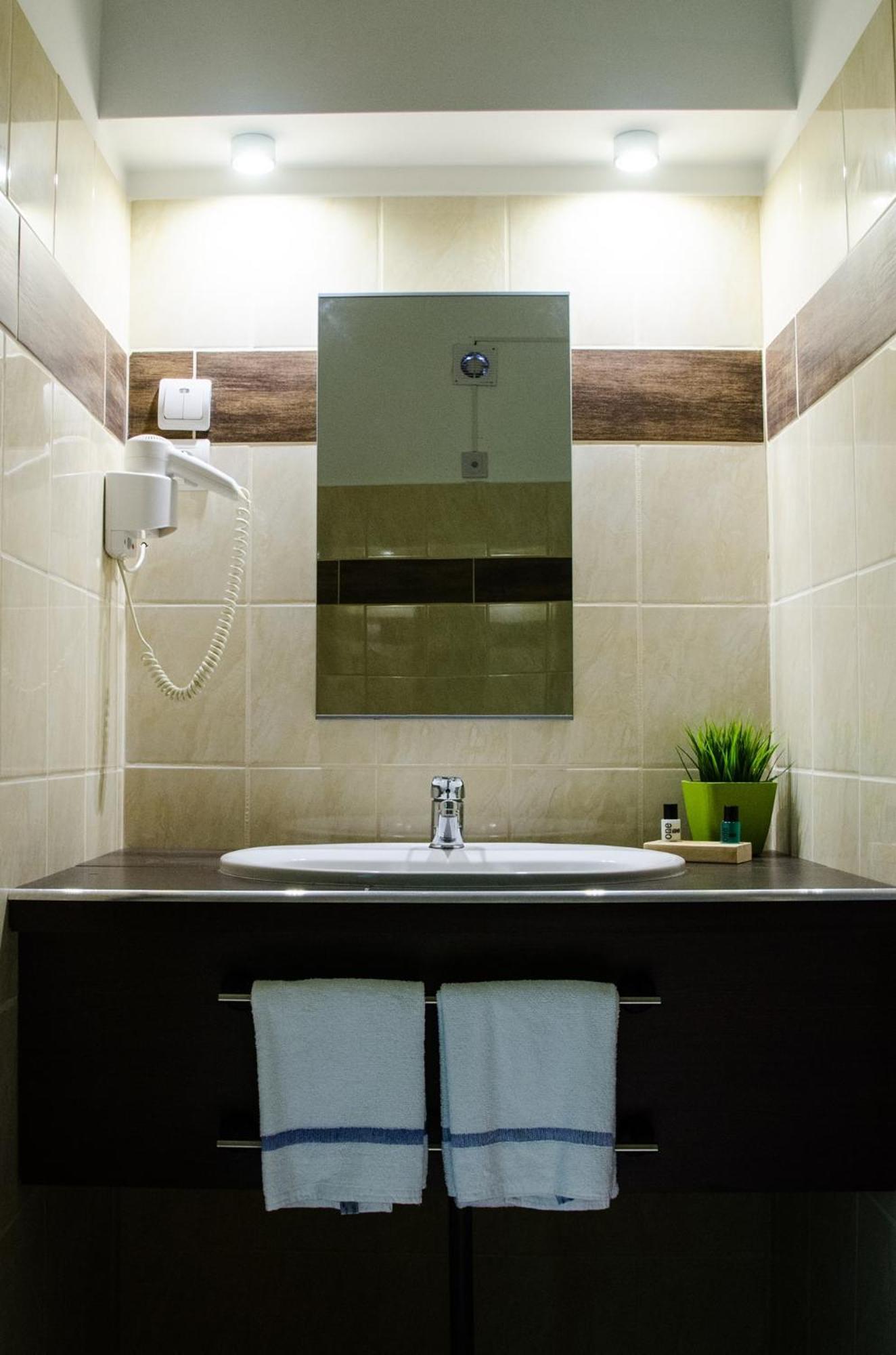 Püspökladány Green Corner Wellness מראה חיצוני תמונה