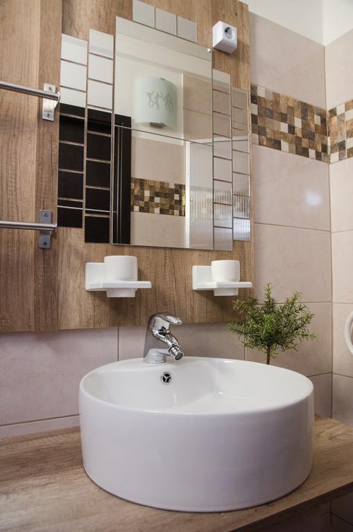 Püspökladány Green Corner Wellness חדר תמונה